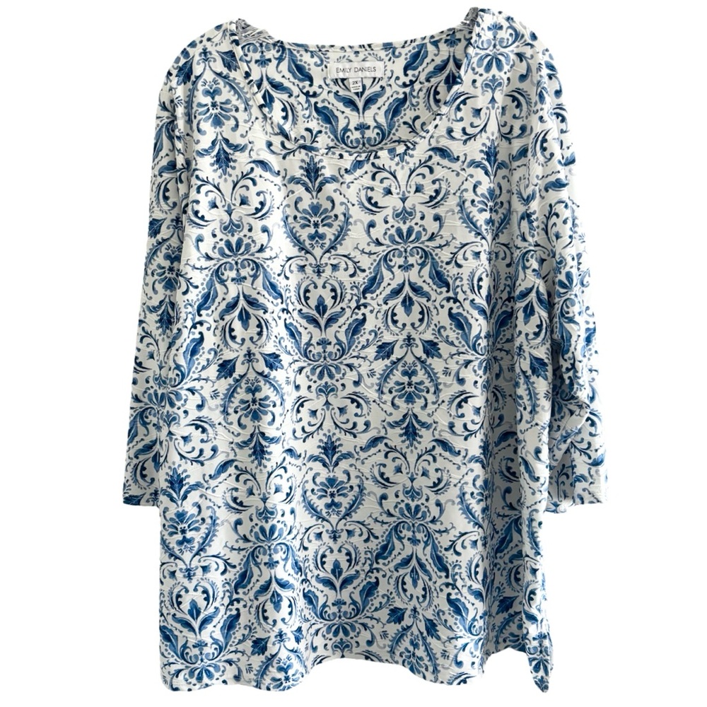 Emily Daniels Blue White Patterned Women's Pullover Top w/Spandex Size 2X
